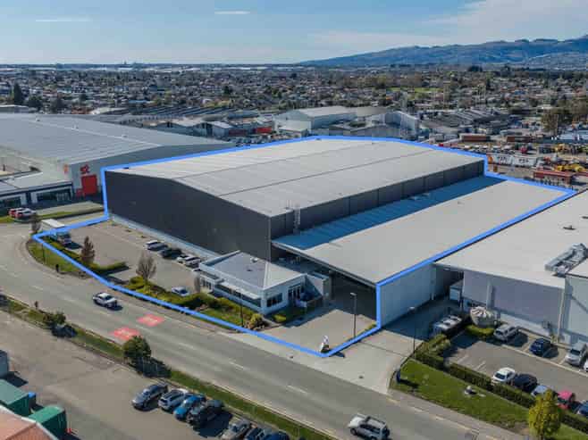 Prime Hornby Distribution Centre 