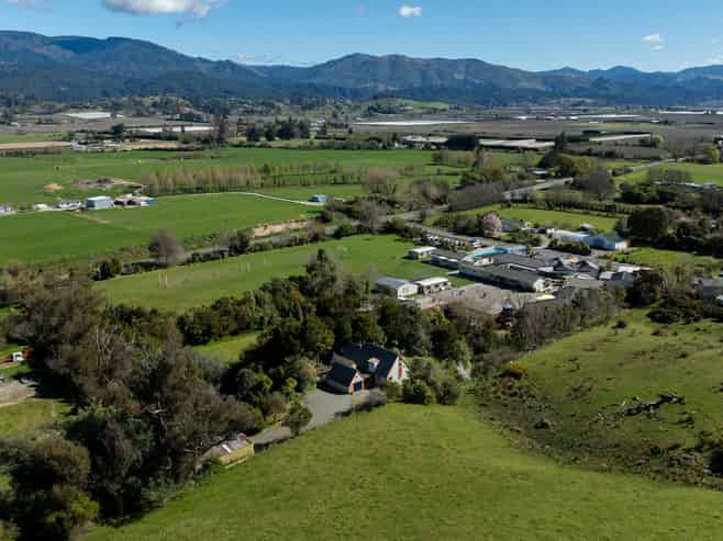 16 School Road, Lower Moutere, Motueka