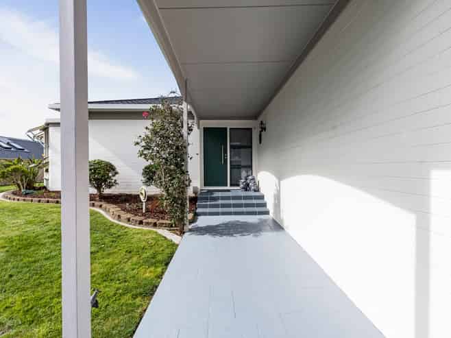 13 Onslow Place, Merrilands