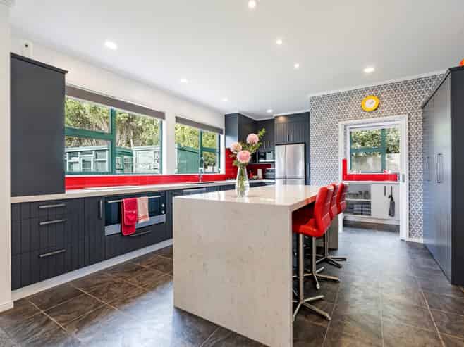 13 Onslow Place, Merrilands