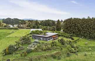 225 Awai Road, Tarurutangi