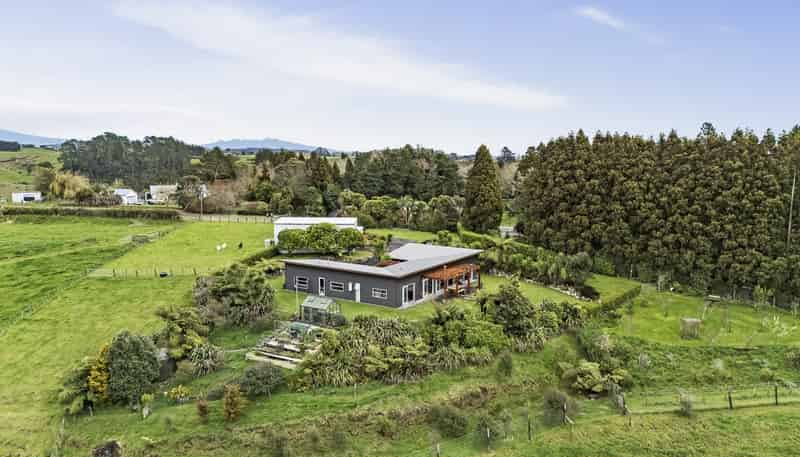 225 Awai Road, Tarurutangi