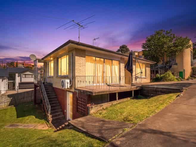 38,38A,38B Ladies Mile, Remuera