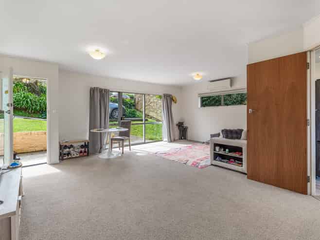 38,38A,38B Ladies Mile, Remuera