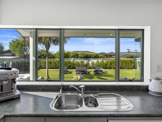 22 Lakeside Drive, Orewa