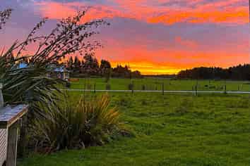 12 Sunderland Street, Waimangaroa