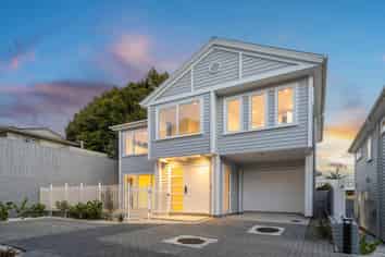 14D William Souter Street, Forrest Hill