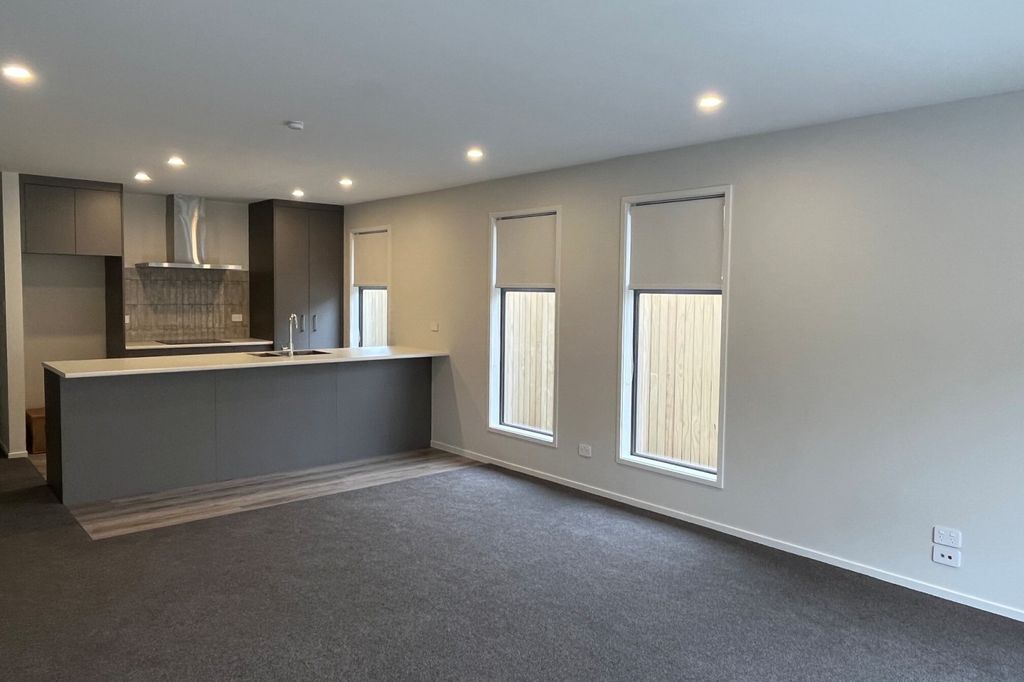 THREE BEDROOMS - LEVIN 3