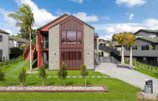  106 Landing Drive, Albany
