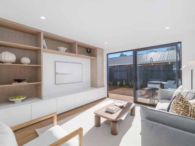 2/509 Durham Street North, Saint Albans