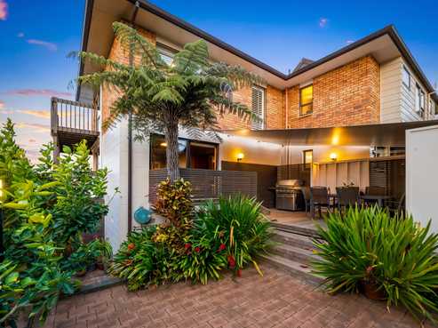 2/9 Newhaven Terrace, Mairangi Bay