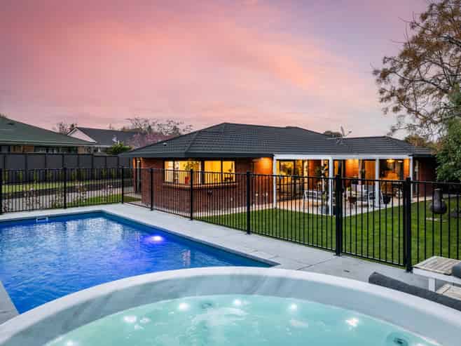 7 Chestnut Court, Havelock North