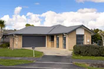 7 Madden Avenue, Kumeu