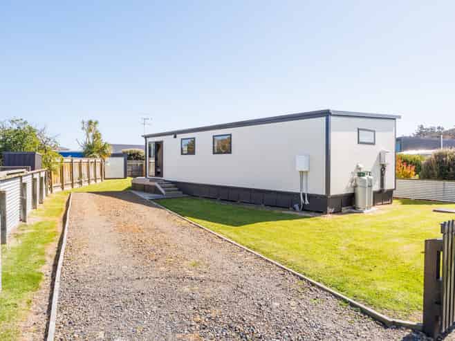 52 Nash Parade, Foxton Beach