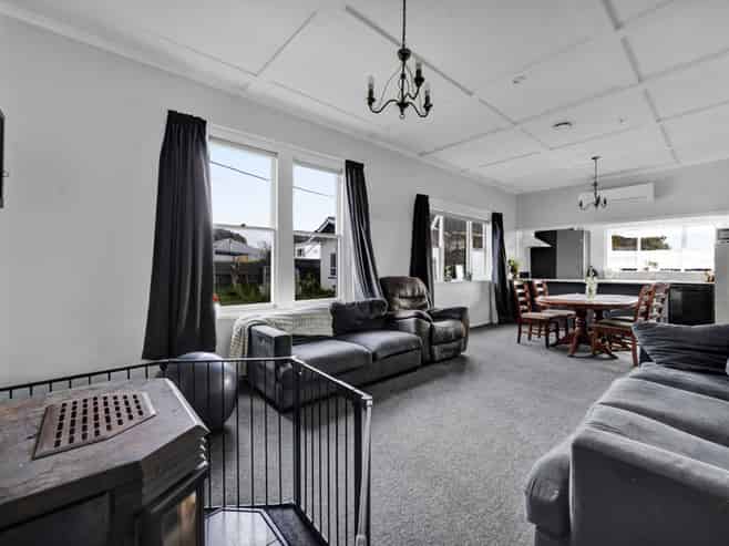 5 Disraeli Street, Hawera