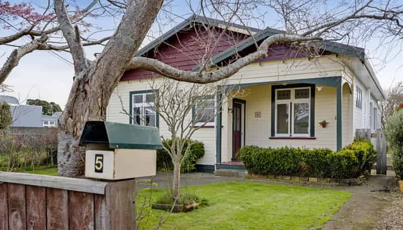 5 Disraeli Street, Hawera