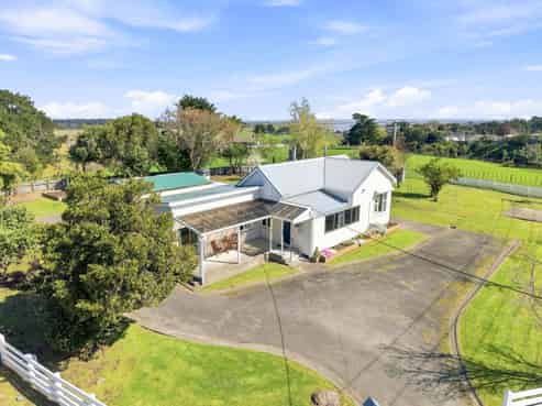 40 and 61 Burtts Road, Durie Hill