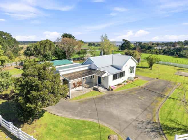 40 and 61 Burtts Road, Durie Hill