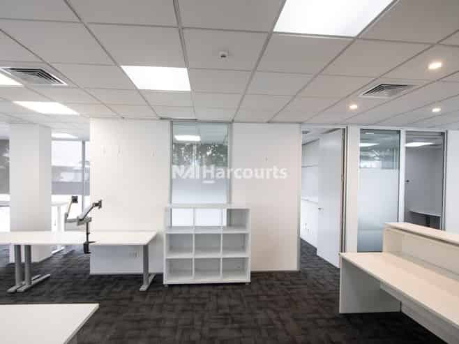 Perfectly Positioned Takapuna Office