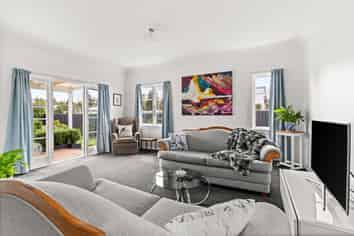 1417 Woodstock Avenue, Mayfair