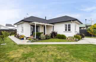 1417 Woodstock Avenue, Mayfair