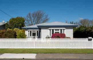 1011 Waipuna Street, Mahora