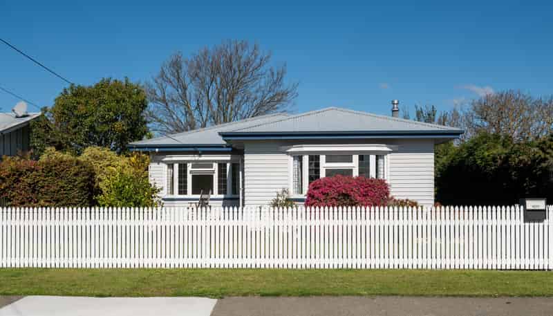 1011 Waipuna Street, Mahora