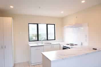 4/12 Ambrico Place, New Lynn