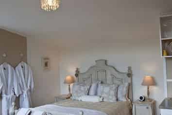French Studio/3635 Cambridge Road, Cambridge