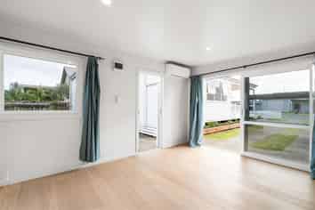 2 Tokoroa Road, Tairua