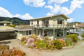 245 Main Road, Hope