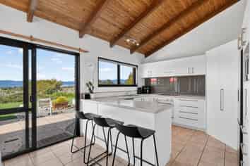 91 Maisey Road, Redwood Valley