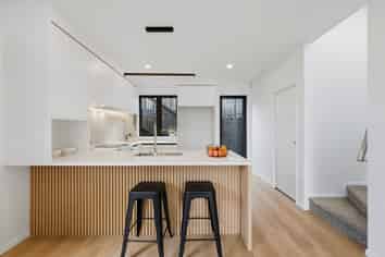 Lot 6/137 Moore Street, Hillcrest