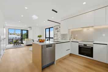 Lot 7/137 Moore Street, Hillcrest