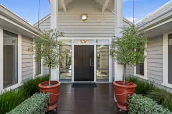 6 Park Drive, Richmond