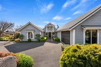 6 Park Drive, Richmond