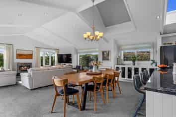 6 Park Drive, Richmond