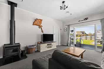 108 Frimley Avenue, Frimley