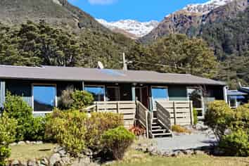 Arthur’s Pass Alpine Motel - FHGC