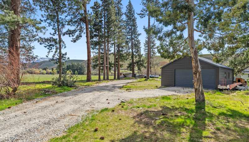 541 Ardgour Road, Tarras