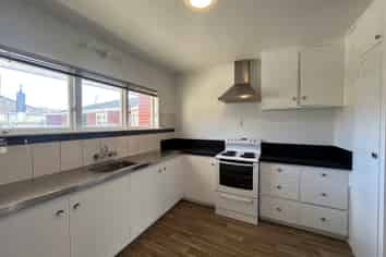 1/2 Reading Street, Wainuiomata