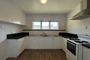 1/2 Reading Street, Wainuiomata