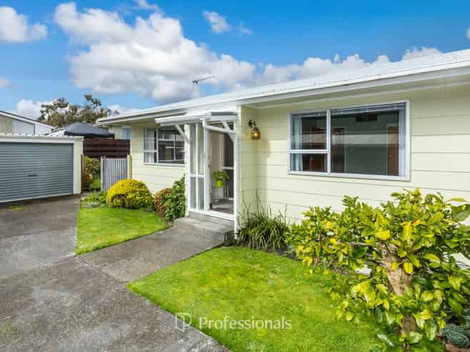 28B Roband Crescent, Brown Owl