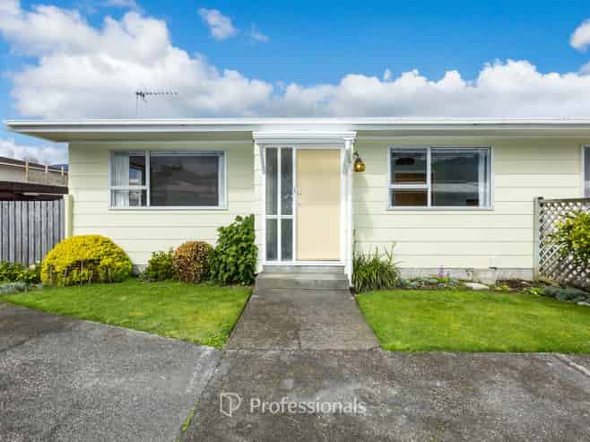 28B Roband Crescent, Brown Owl