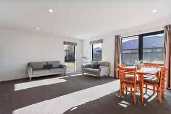7 Sequoia Way, Rangiora