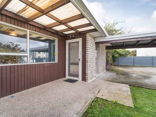 29D West Street, West End
