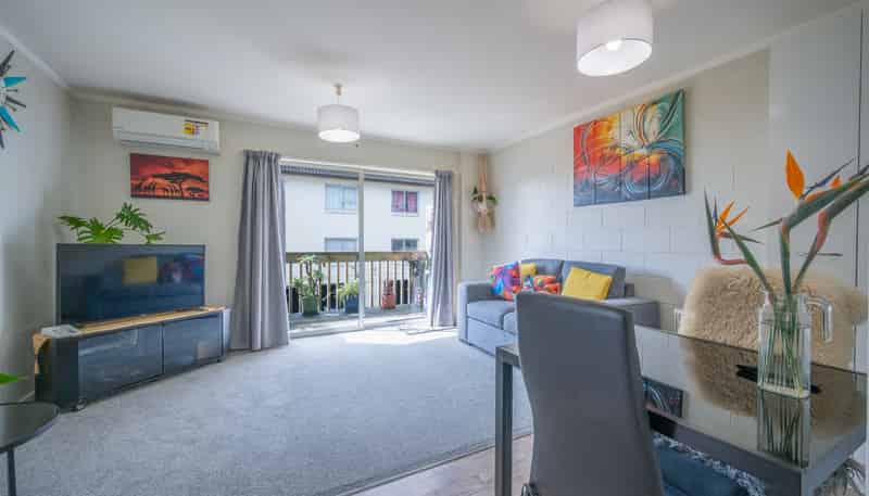 6/28 Princes , Otahuhu