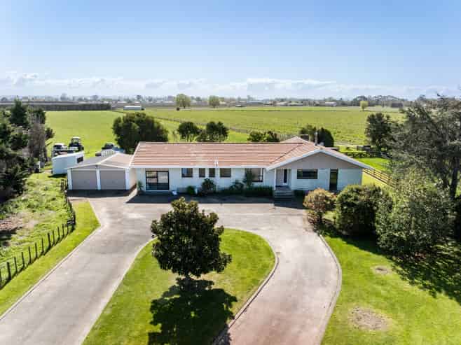 167 Richmond Road, Clive