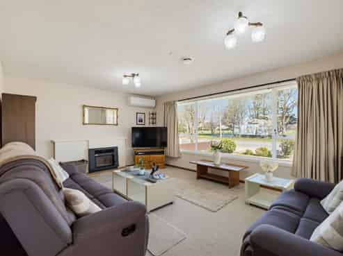 332 Memorial Avenue, Burnside