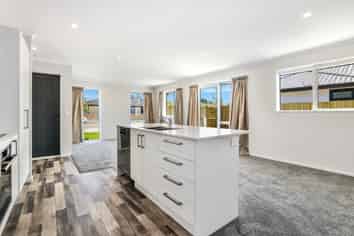75 Sir John McKenzie Drive, Yaldhurst